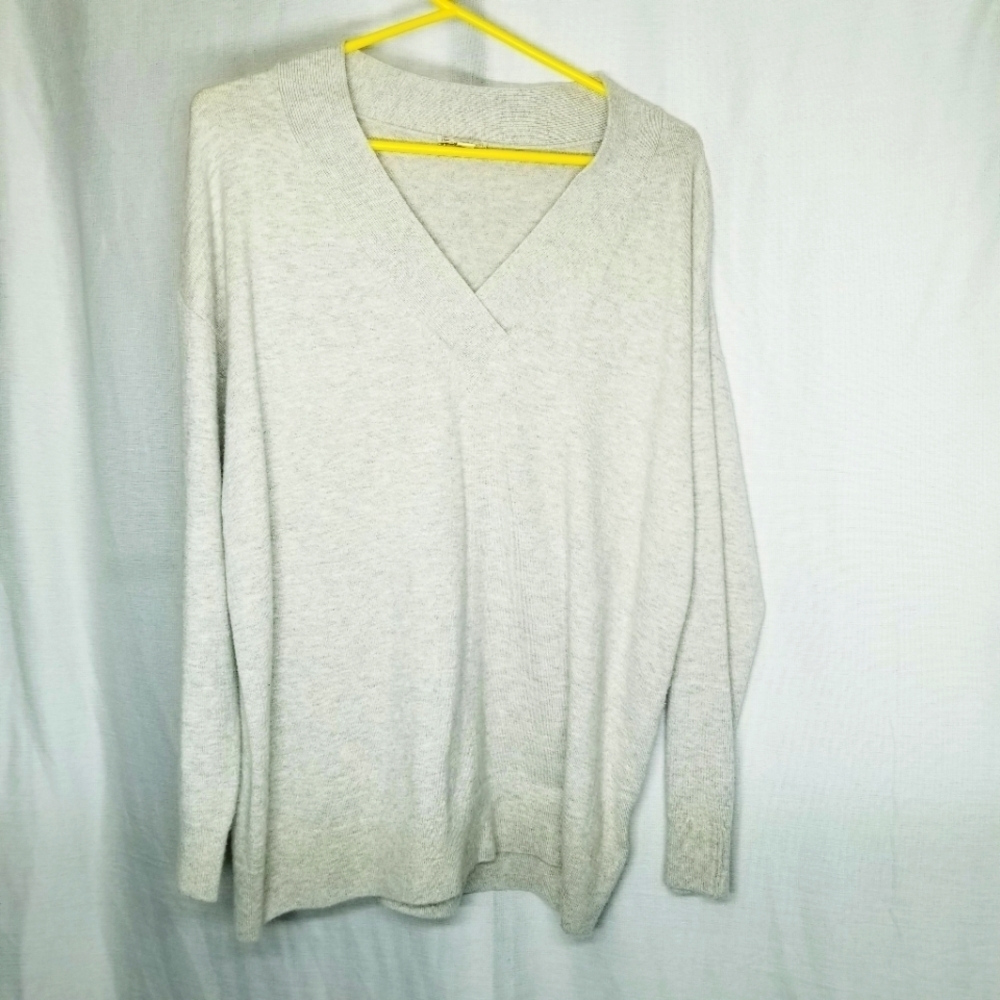 Gap V Neck Sweater Heathered‎ Knit Tan tunic Wool Blend Oversized Size Medium